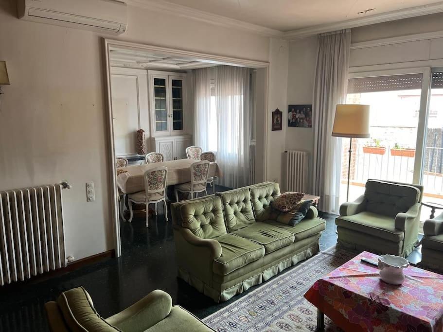 Gran Piso Terrassa Centro Rambla 5 Habitaciones Esterno foto